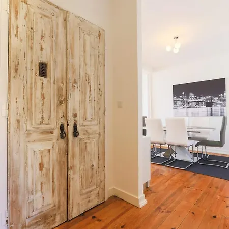 Airy Lapa 2 Bedroom River And Bridge Views Ac Lisboa