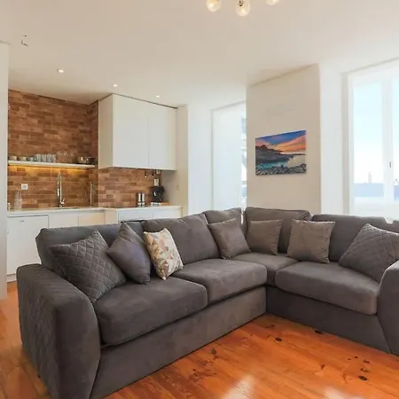 公寓 Airy Lapa 2 Bedroom River And Bridge Views Ac Lisboa