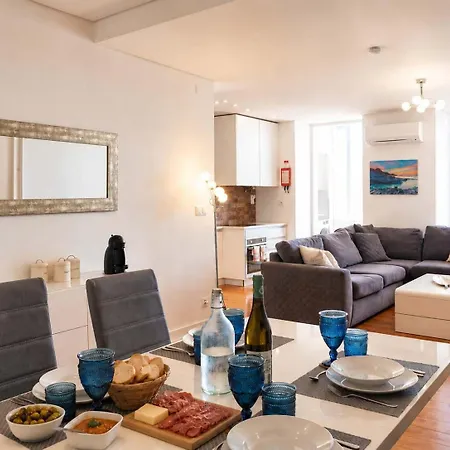 Airy Lapa 2 Bedroom River And Bridge Views Ac Lissabon