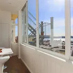 Airy Lapa 2 Bedroom River And Bridge Views Ac Lizbona