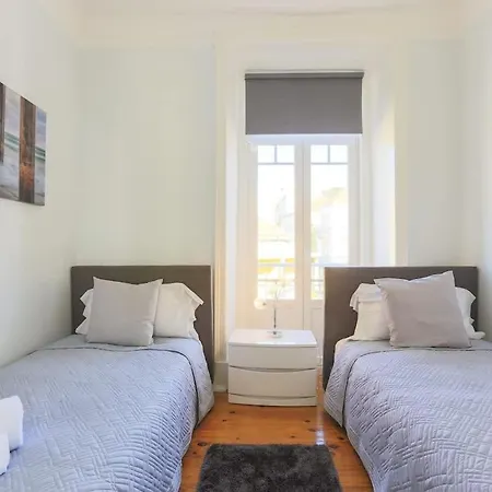 Airy Lapa 2 Bedroom River And Bridge Views Ac * Lisboa