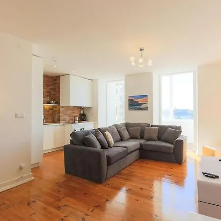 شقة Airy Lapa 2 Bedroom River And Bridge Views Ac